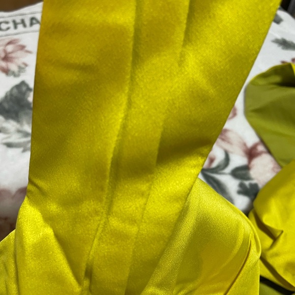 PrettyLittleThing Yellow Bandeau - Picture 9 of 9